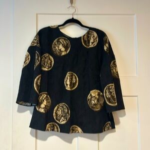 Dolce and Gabbana beautiful jacquard dressy top; black w/coin detail print